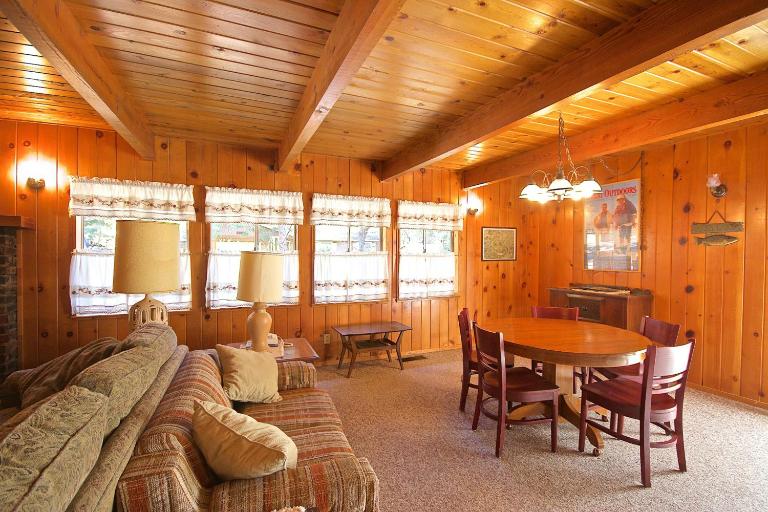 Lancaster Cabin - Bed and Breakfast Bass Lake
