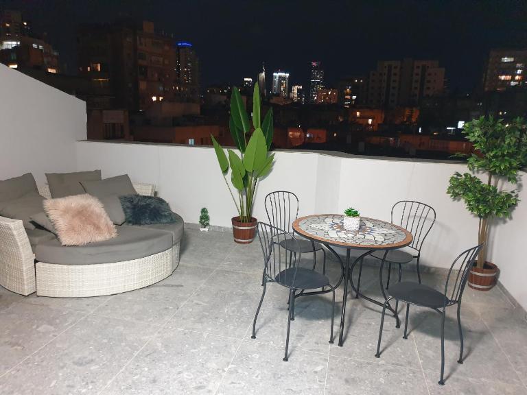 LUXURY PENTHOUSE GREAT LOCATION WITH PARKING Tlv - B&B Ramat Gan