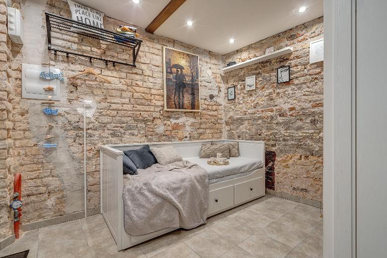 Mini apartament by Town hall, self chek-in - B&B Vilnius