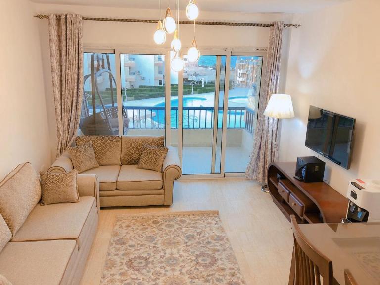 Chalet in Blumar El Dome for families only - B&B Al ‘Ayn as Sukhnah