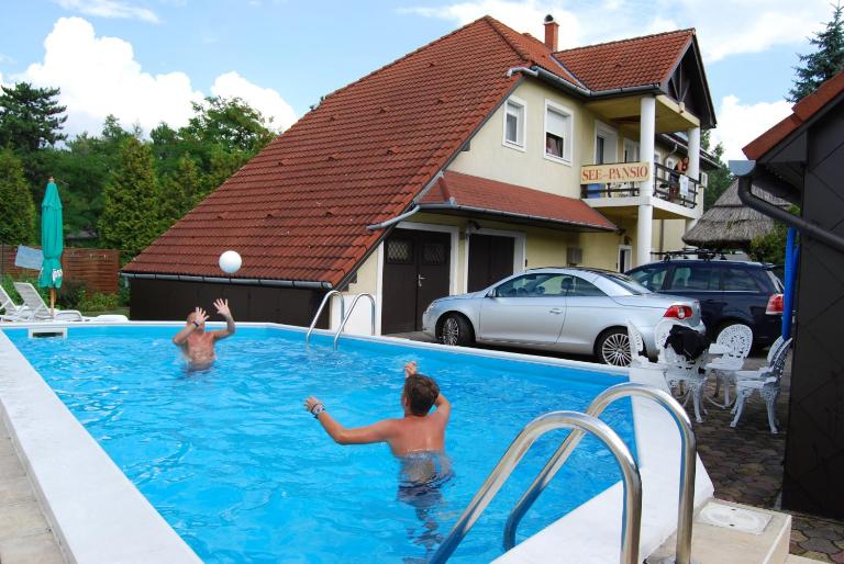 See Vendégház - Siófok - Bed and Breakfast Siófok