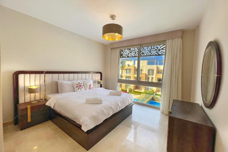 Homestyle 3BR Penthouse Pool & Beach View - B&B Hurghada