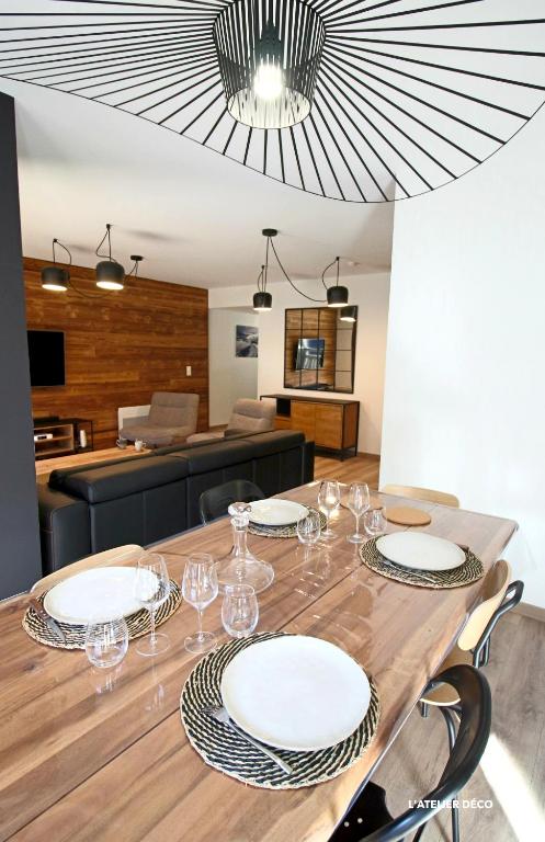 Magnifique T5 Duplex de Grand Standing 120m2 neuf classé 4 étoiles pour 8 personnes en plein centre de Saint-Lary-Soulan - Ferienwohnung Saint-Lary-Soulan