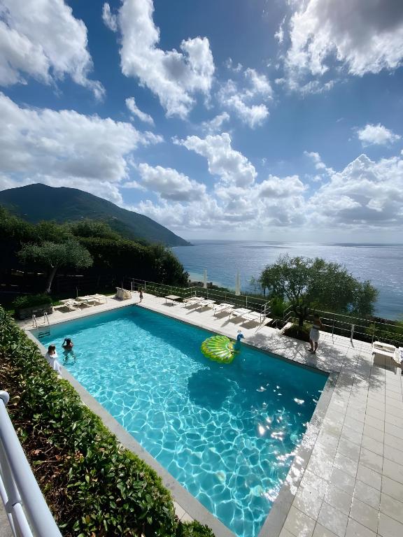 Casa Mirella, un Gioiello Unico - Bed and Breakfast Camogli