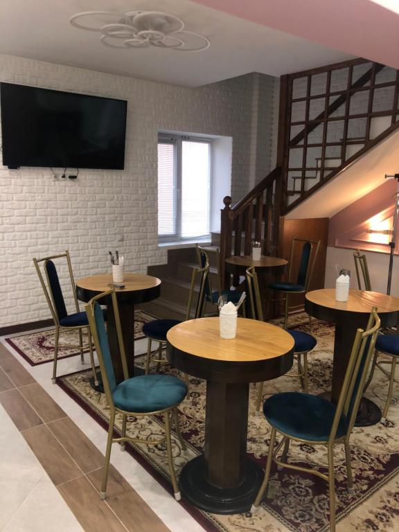 Samal-2 Hotel - B&B Almaty