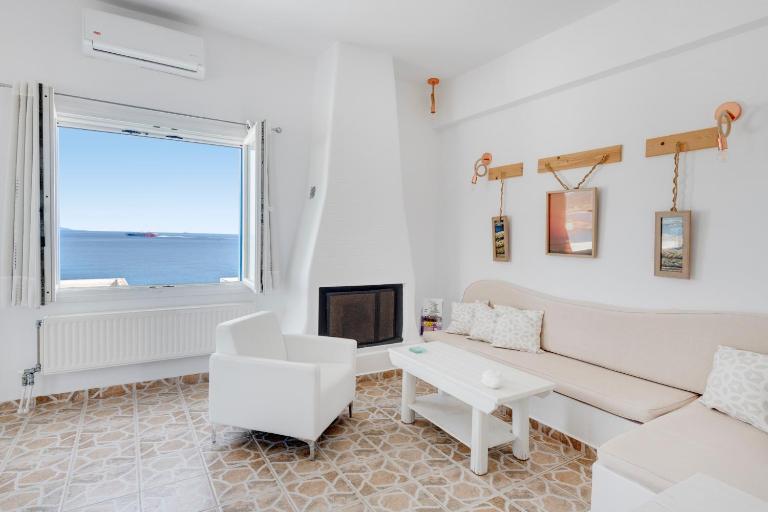 Endless Blue from Syros - Fabrika House 1 & 2 - Bed and Breakfast Vári