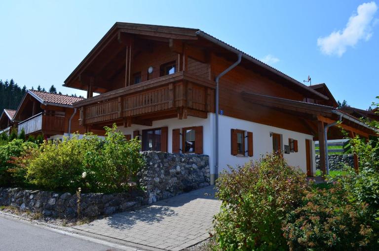 Feriendorf Via Claudia Haus 53 Alpenrose - Bed and Breakfast Lechbruck