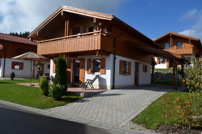 Feriendorf Via Claudia Haus 42 Onkel Leo - Bed and Breakfast Lechbruck