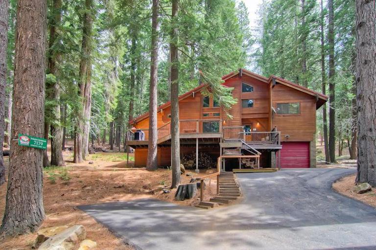 Yosemite Crossroads - B&B Yosemite West