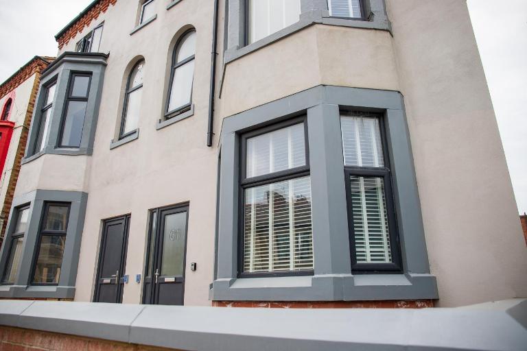 Withnell Stays - Apartment One - Ground Floor - Retro Gaming Machine - B&B Blackpool