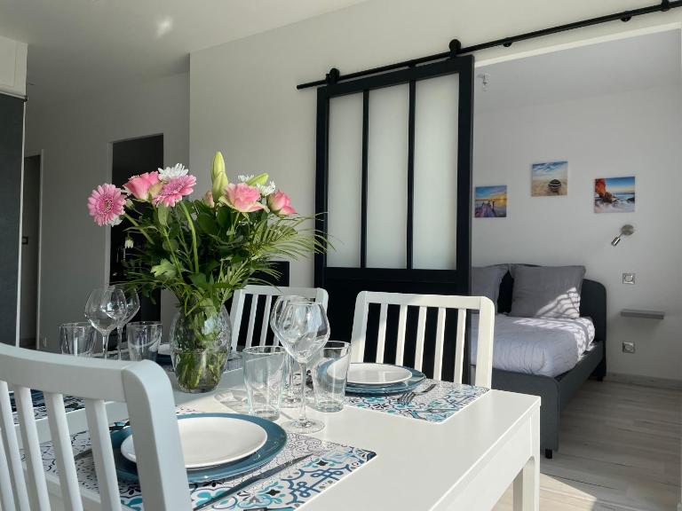 Les Pieds Dans l'Eau - Bed and Breakfast Bernières-sur-Mer