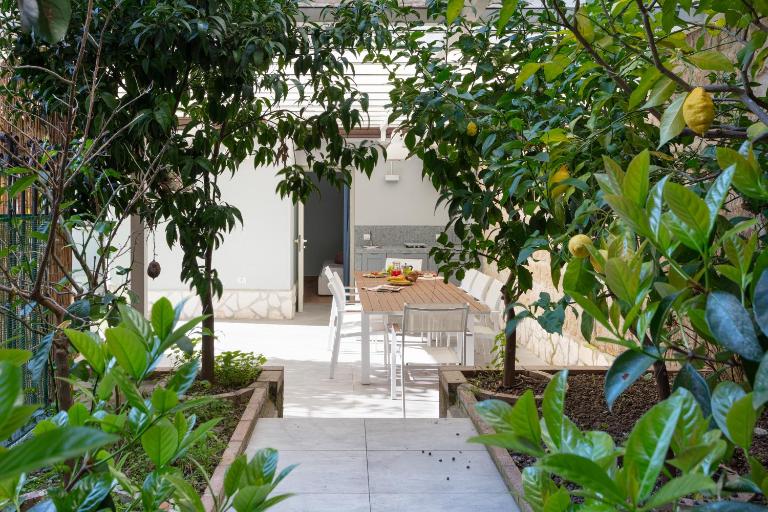 Il Giardino di Bobò by Dimorra - B&B Napoli