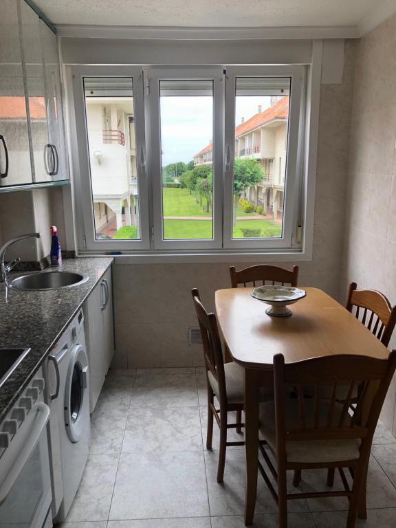 Apartamento de verano AJO 1 habitación - Chambres d'hôtes Ajo