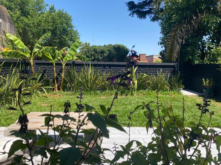 Excelente Loft con terraza verde y ducha - B&B San Isidro