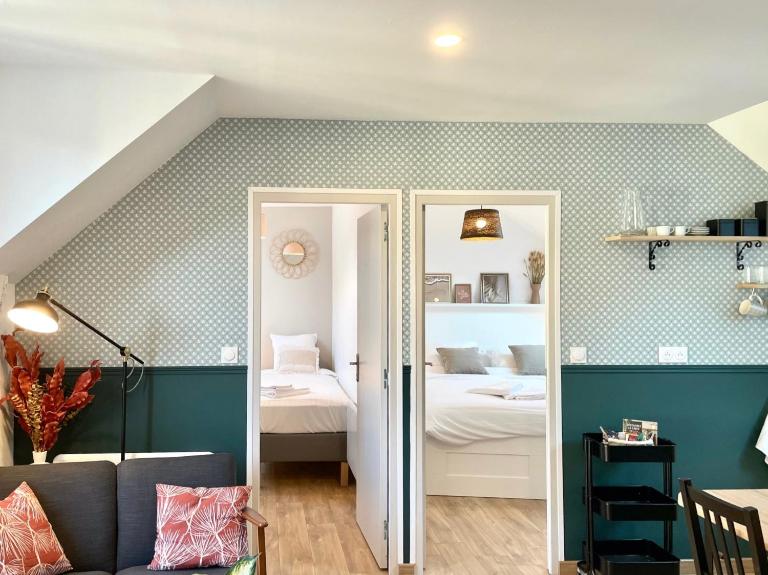 Émeraude Lumineux T3 au cœur du village, à 5 min des plages - B&B Saint-Méloir-des-Ondes