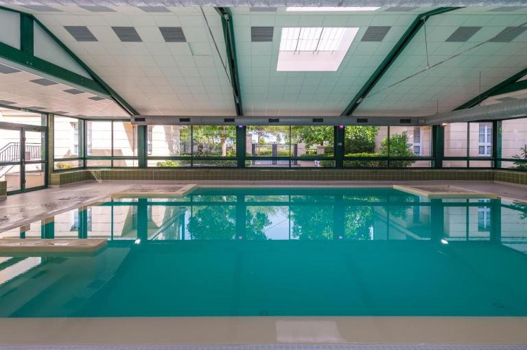 Jungle Duplex with pool 5 min Disneyland - Bed and Breakfast Serris