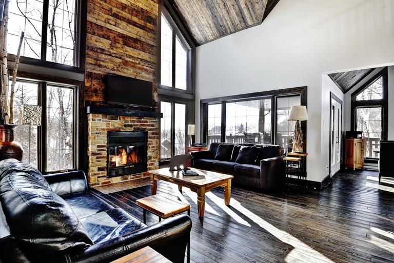 Chalet 02 Chemin Blanc by Les Chalets Alpins - B&B Stoneham