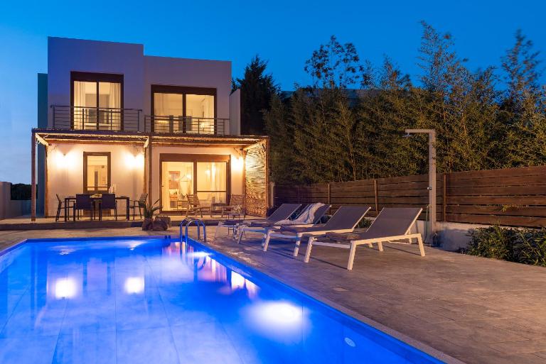 Luxury NissoVilla with Private Pool & Sea Views - B&B Kolymbia