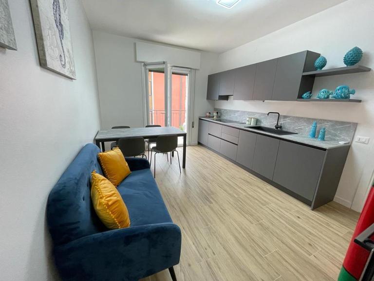 CONDOMINIO ROSA- WALTERIGATO APARTMENTS-SOLO PER FAMIGLIE - B&B Lido di Iesolo