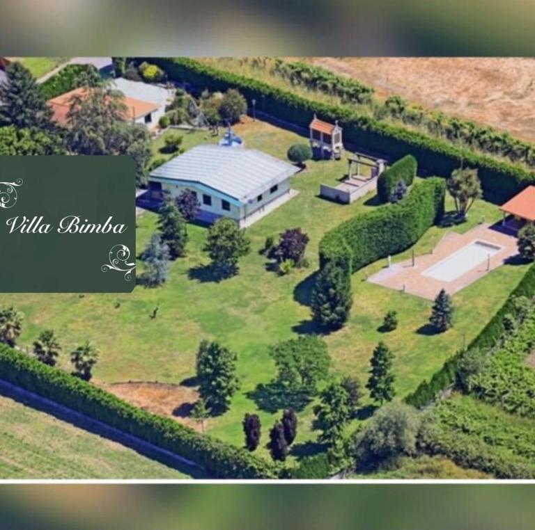 Villa Bimba, alojamiento con piscina y barbacoa - B&B Caldas de Reis