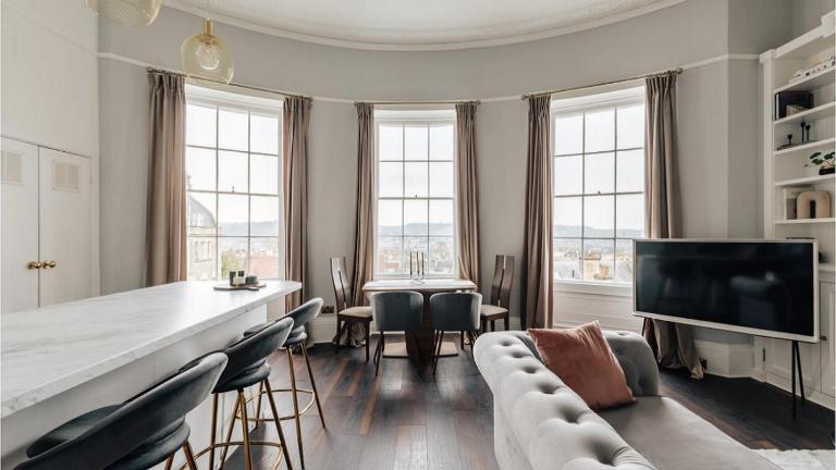 The Portland Apartment - Georgian Building with parking - B&B Bath