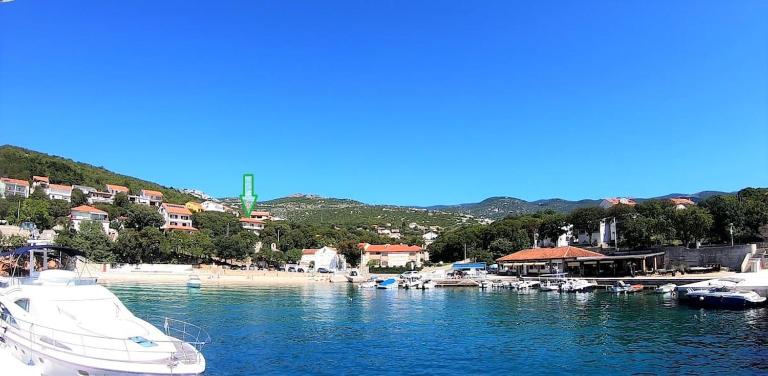 Moderan apartman u blizini mora - Bed and Breakfast Povile