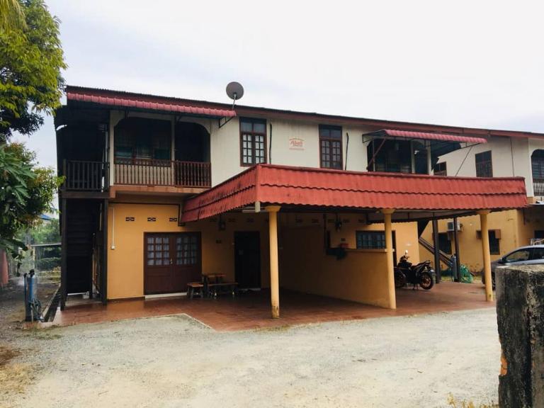 Abah homestay 138a Losong haji mamat 21000 kuala Terengganu - Chambres d'hôtes Kuala Terengganu