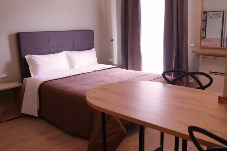 Manhattan Room & Suite - B&B Bari