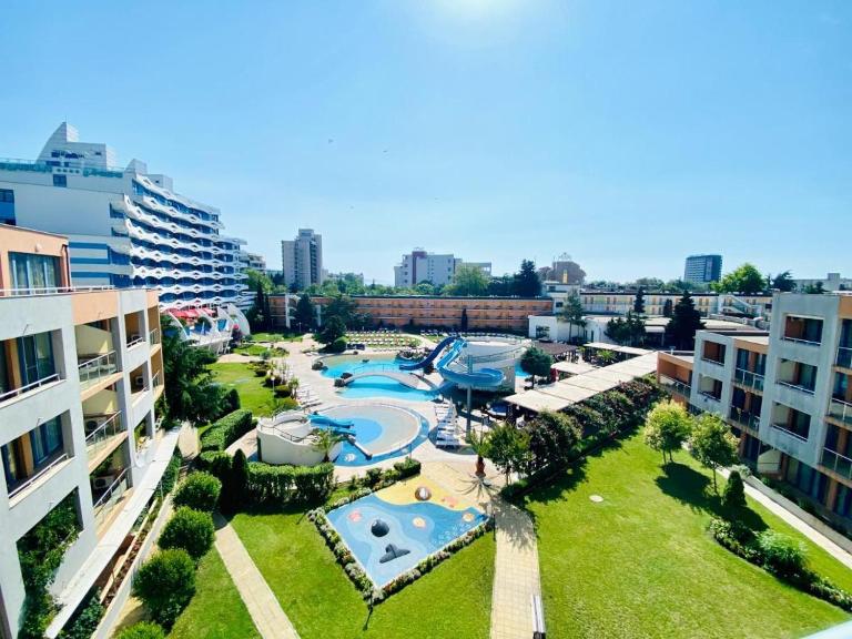 Trakia Plaza Apartment - B&B Sunny Beach
