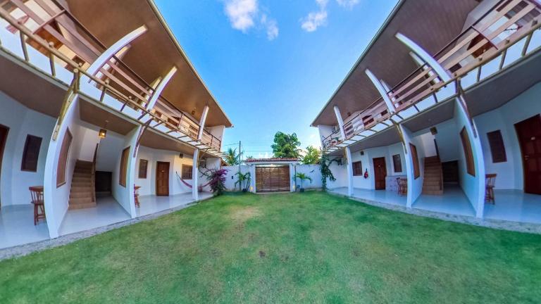 CASA CAMINHO do MAR - Bed and Breakfast Porto de Pedras