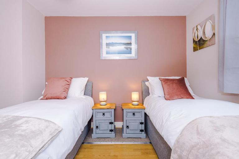 Relaxing 3 Bedroom Chester Home with garden - B&B Broughton