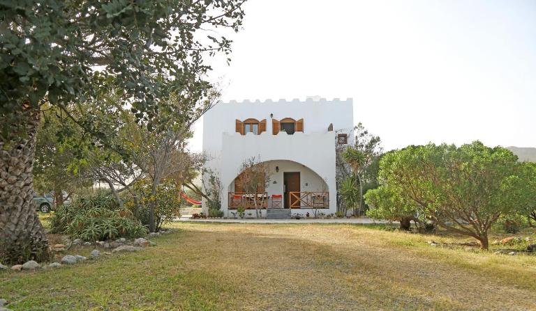 Castello del Mare - B&B Xirokampias