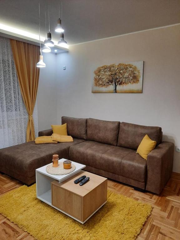 Apartman Ljiljana LUX Sombor - Bed and Breakfast Sombor