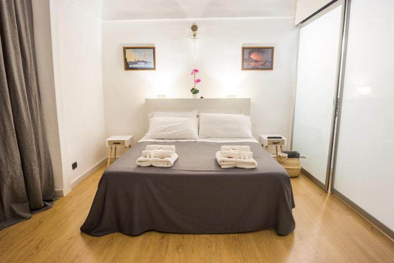 Residenza Sforza Apartment 2 - B&B Napoli