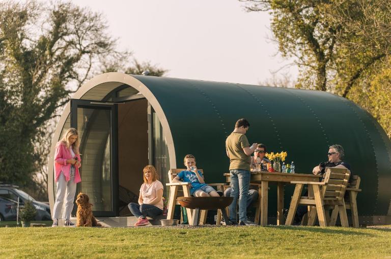 Kinelarty Luxury Glamping Pods Downpatrick - B&B Downpatrick