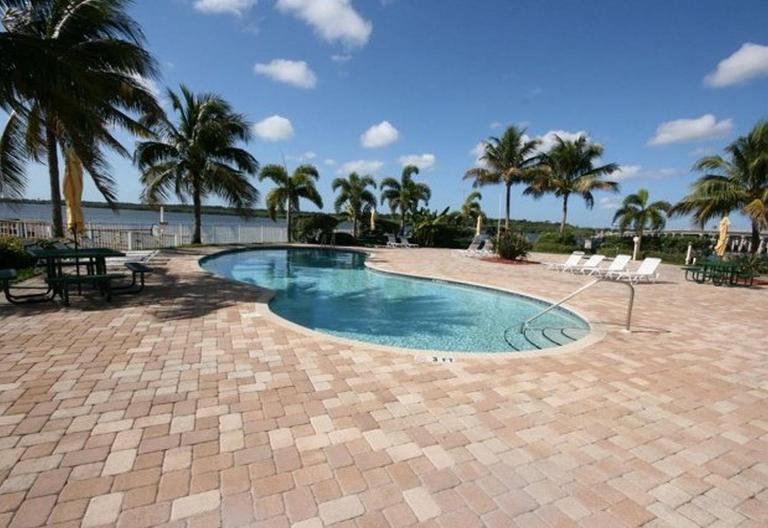 Boca Ciega Resort by Travel Resort Services - Ferienwohnung Saint Petersburg