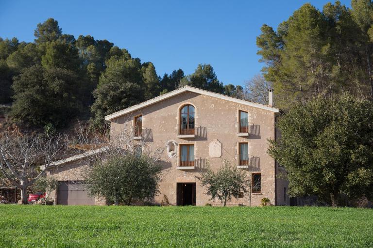Masia Els Nocs - B&B Jorba