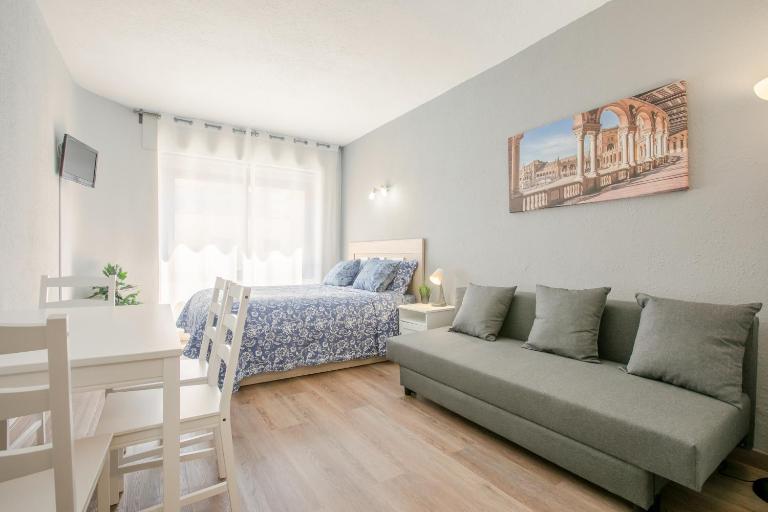 Apartment 233 Hispalis Triana - B&B Sevilla