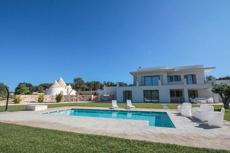white moon holiday home - Chambres d'hôtes Ostuni
