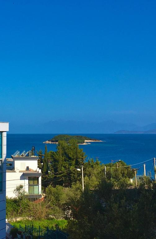 Four Seasons Apartments - Ferienwohnung Ksamil