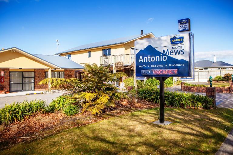 Antonio Mews Motel - B&B Stratford