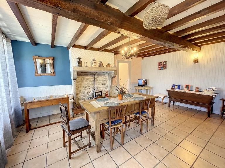 APPARTEMENT INDÉPENDANT plein de charme 2 chambres - Ferienwohnung Gannat