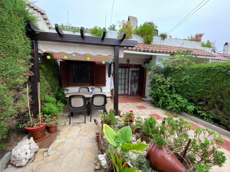 Casa Blanca 42 – Piscina, BBQ y Wifi (6 pax) - B&B Tossa de Mar