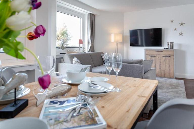 Undine App_ 27 - B&B Westerland