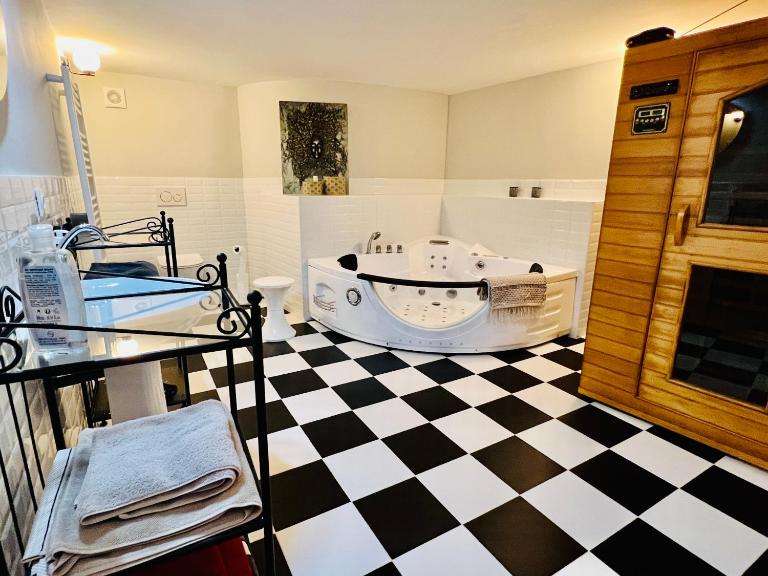 La Chambre Spa la maison Searle à Tourtour - B&B Tourtour
