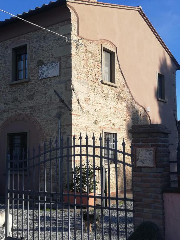 L'Aia degli olivi - B&B Vada