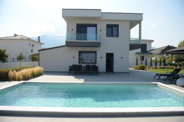 Luxury Villa Plaka Litochorou with Pool - Ferienwohnung Plaka Litochorou