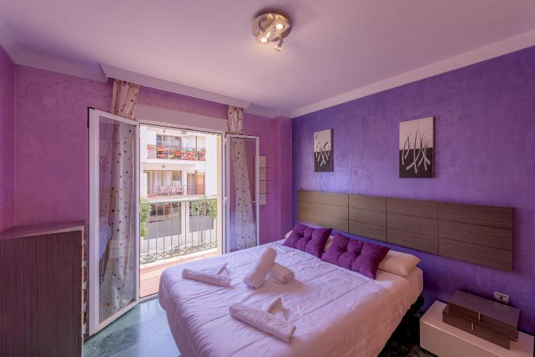 Apartamento Céntrico Sibarys-3 dormitorios - Bed and Breakfast Nerja