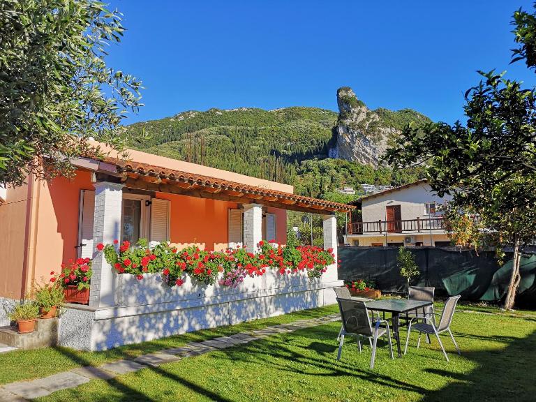 Villa Eleni Apartment no1 - Bed and Breakfast Agios Górdios