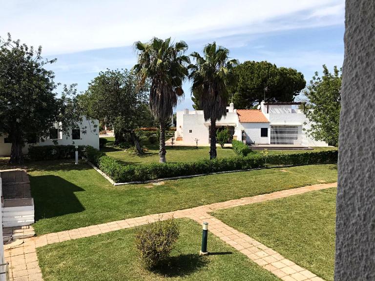 Óasis - Pedras D' El Rei T0 - B&B Santa Luzia